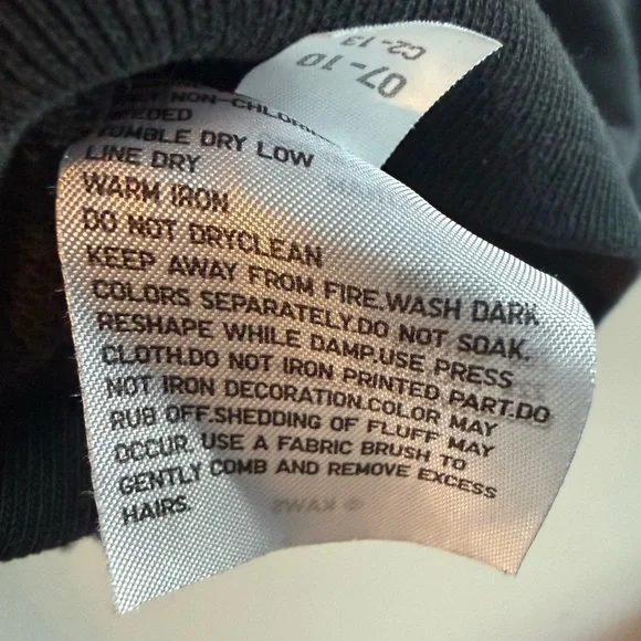 KAWS Kids Black Crewneck Sweatshirt Size 7–10 - Picture 4 of 6